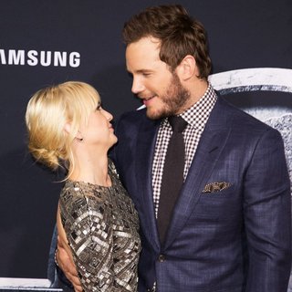 The Premiere of Universal Pictures' Jurassic World - Arrivals
