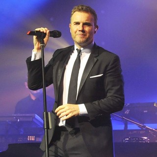 Gary Barlow in Gary Barlow Performing Live on Stage