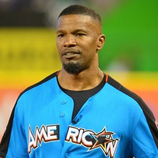 Jamie Foxx in All-Star and Legends Celebrity Softball Game