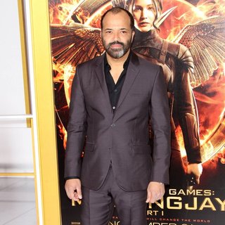 Los Angeles Premiere of The Hunger Games: Mockingjay, Part 1 - Arrivals