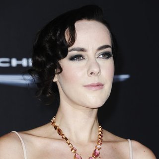 Premiere of Lionsgate's The Hunger Games: Mockingjay, Part 2 - Arrivals