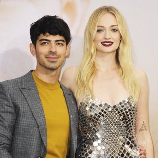 World Premiere of Jonas Brothers' Chasing Happiness