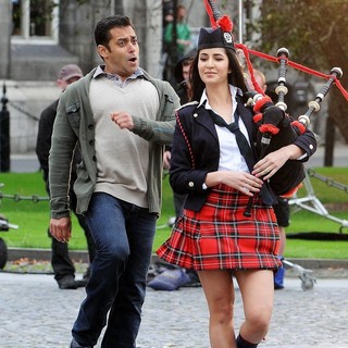 A Dance Scene Is Filmed on The Set of Ek Tha Tiger
