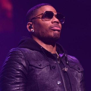 Nelly in The Kisstory Blast Off Tour