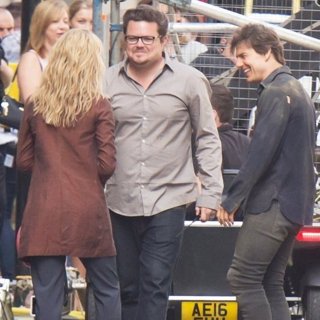 Tom Cruise and Annabelle Wallis Are Spotted Filming The Mummy