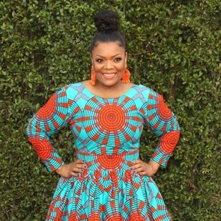 Yvette Nicole Brown in 49th NAACP Image Awards - Arrivals
