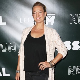 Premiere of Neon's Colossal