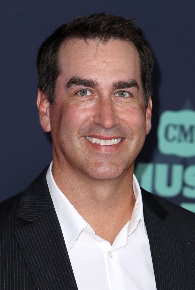 Rob Riggle<br>2016 CMT Music Awards - Arrivals