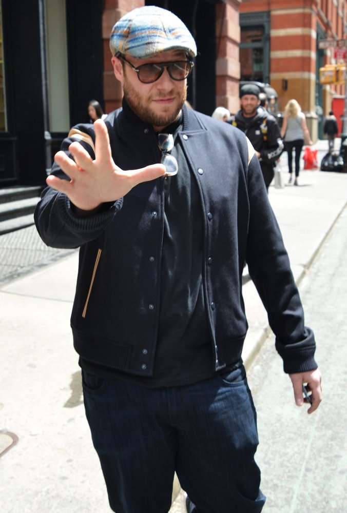 Seth Rogen Having Fun with Photographers