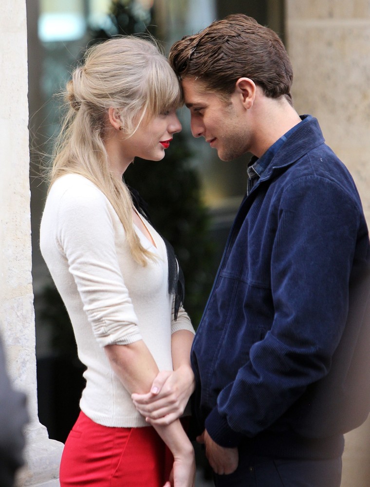 Taylor Swift on The Set of Her Music Video
