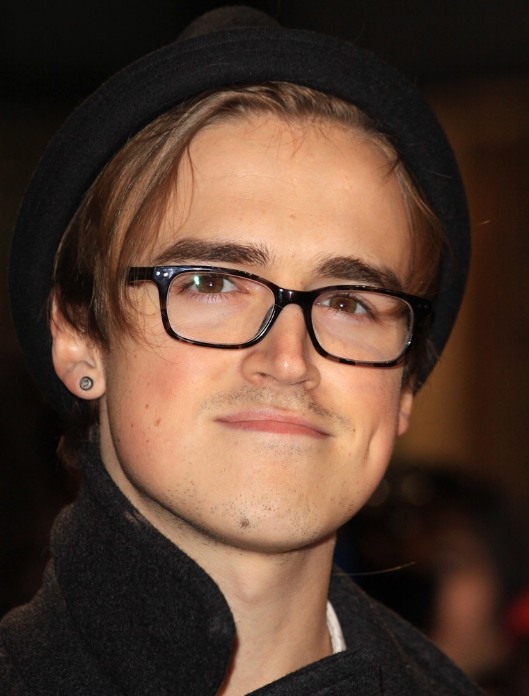 Tom fletcher book. Andy fletcher. Том флетчер скрипуны. Том флетчер из макфлай. Том флетчер из макфлай.