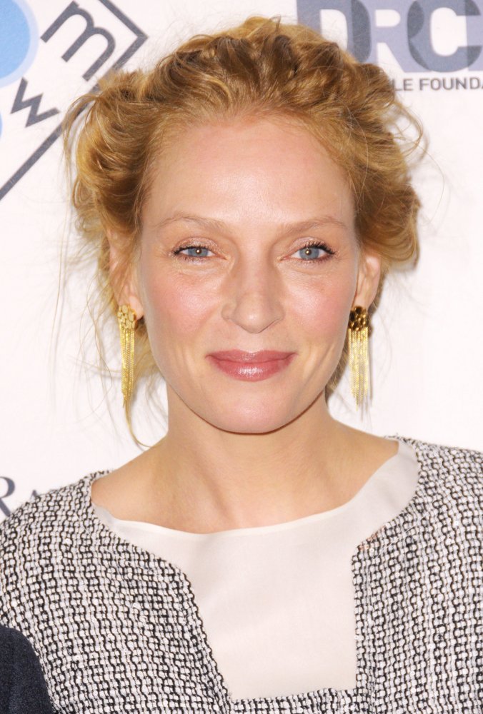 2014 Room to Grow Gala - Red Carpet Arrivals