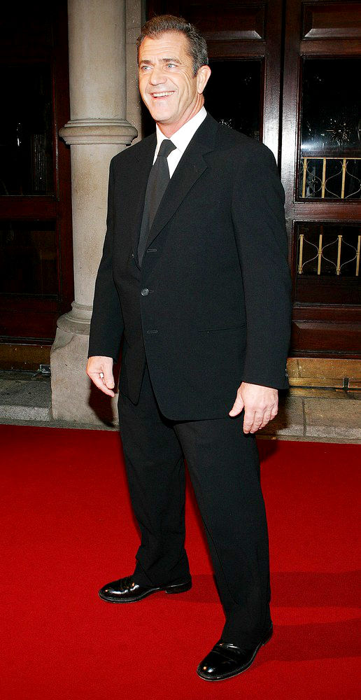 Mel Gibson Flies to Guatemala for Charity Duty