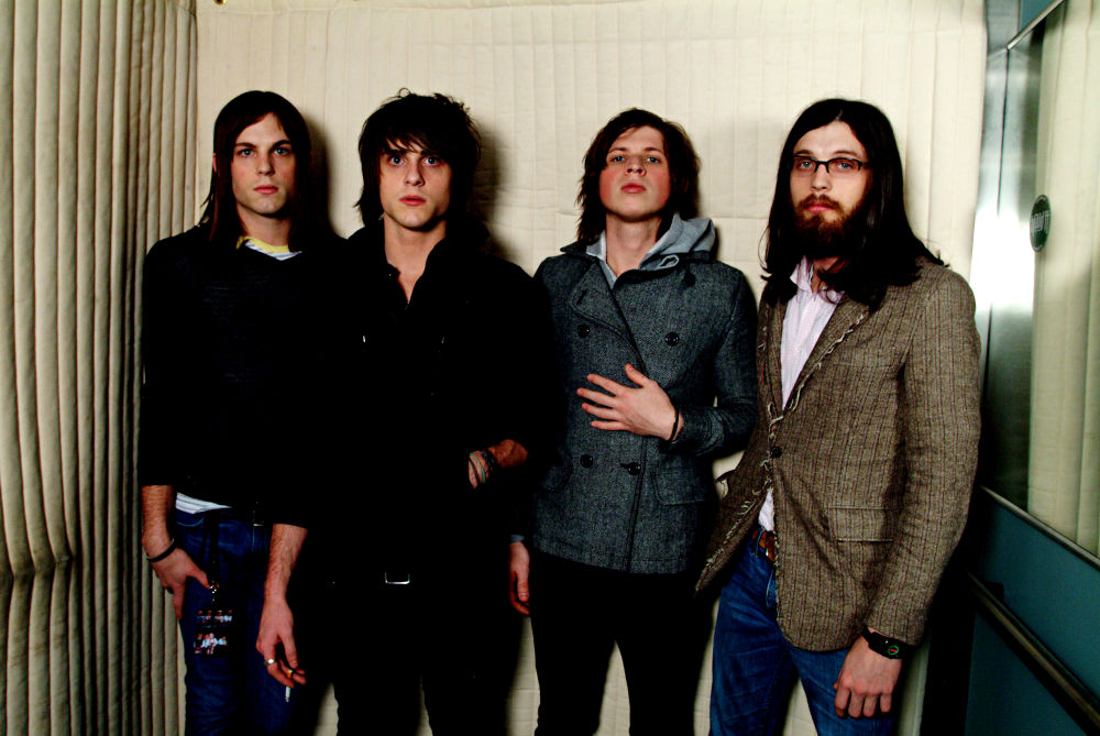 Kings of Leon Sit Atop British Albums Chart