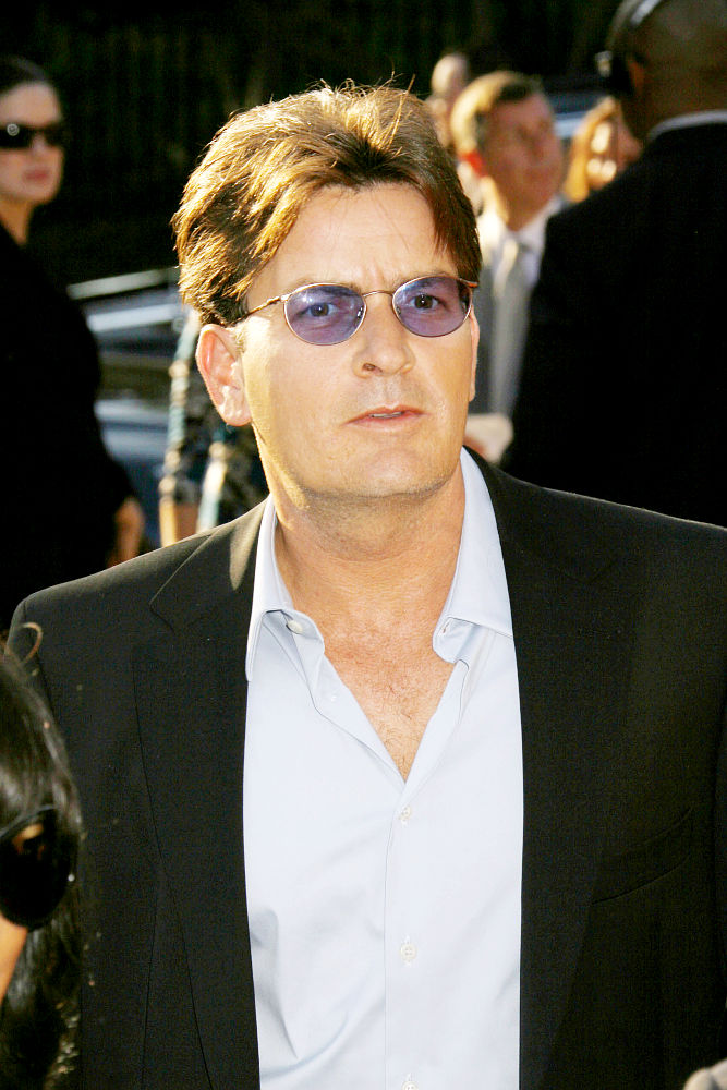 Charlie Sheen to Tour for Live Shows