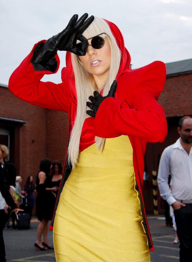 Lady GaGa to Debut 'Born This Way' Tracks on FarmVille