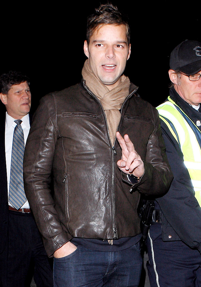 Stars Join Ricky Martin's Video to Rebuild Haiti