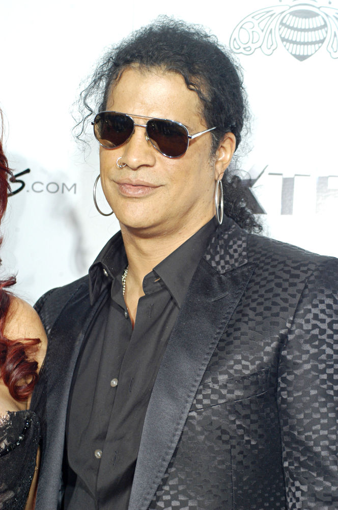 Slash Laughs Off Stage Attack