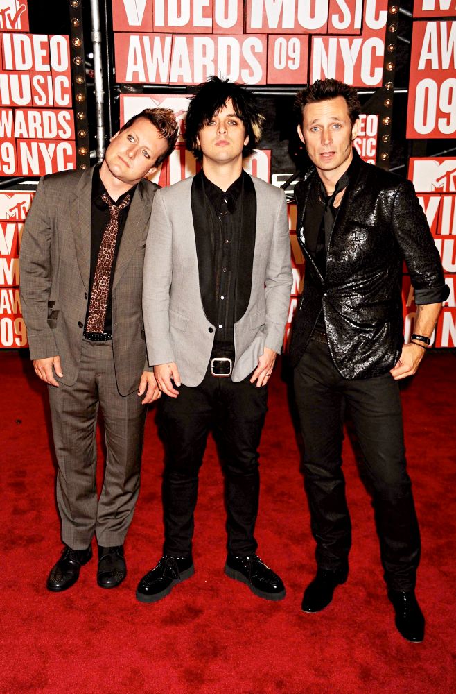 Green Day and Slash to Perform at New York Jets Opener