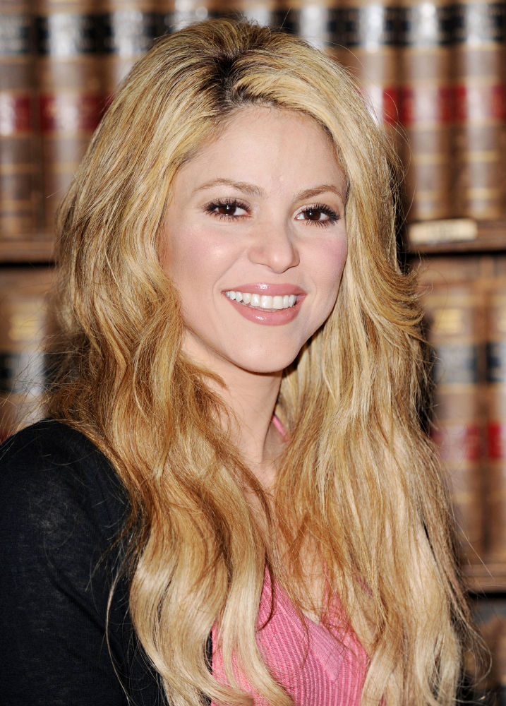 Shakira to Get Up Close and Personal in Upcoming Tour of Earthly Delights