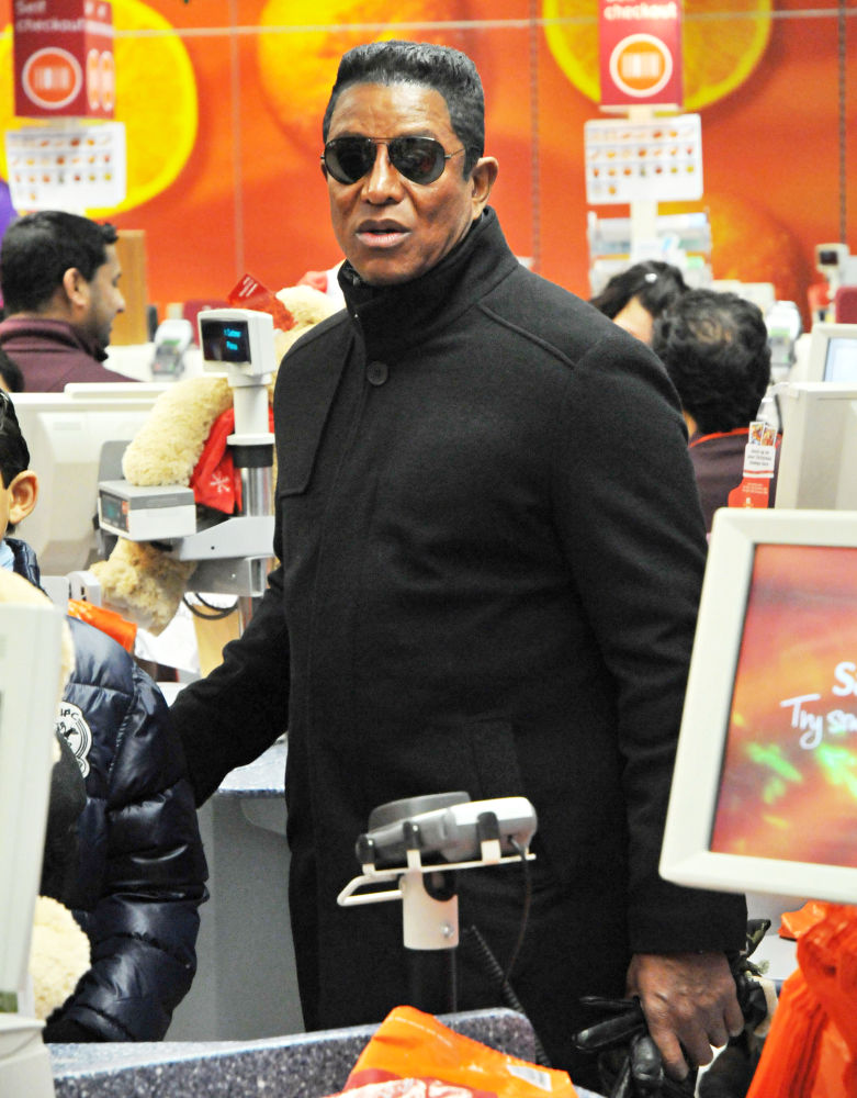 Jermaine Jackson Upset With How Police Investigate Michael's Murder