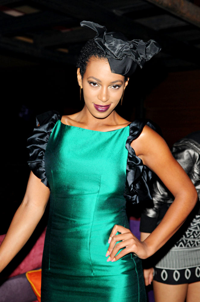 Hacker Sells Diet Product in Solange Knowles' Twitter