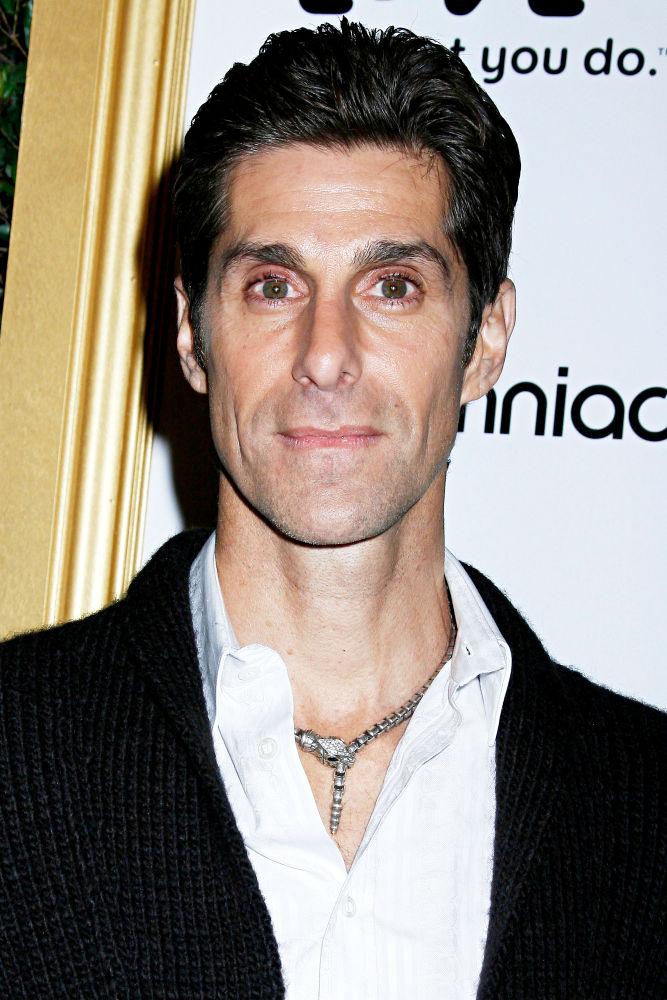 Perry Farrell and Wife Semi-Naked in Homely Picture