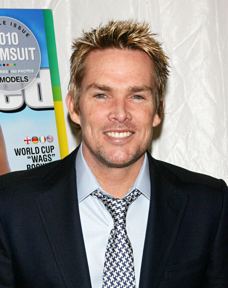Sugar Ray's Mark McGrath and Fiancee Expect Twin Babies in May