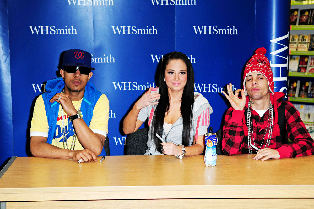 N-Dubz NOT Attacked With Knife in Club