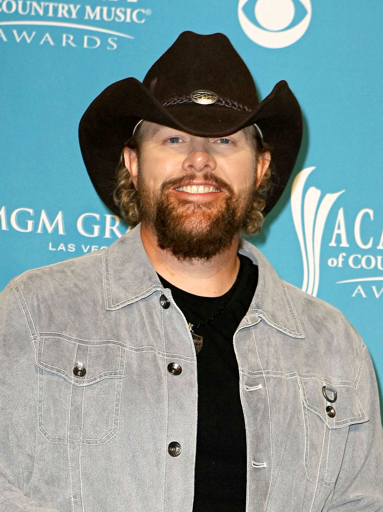 Toby Keith Joins Taylor Swift in Flood Victims Concert Line Up