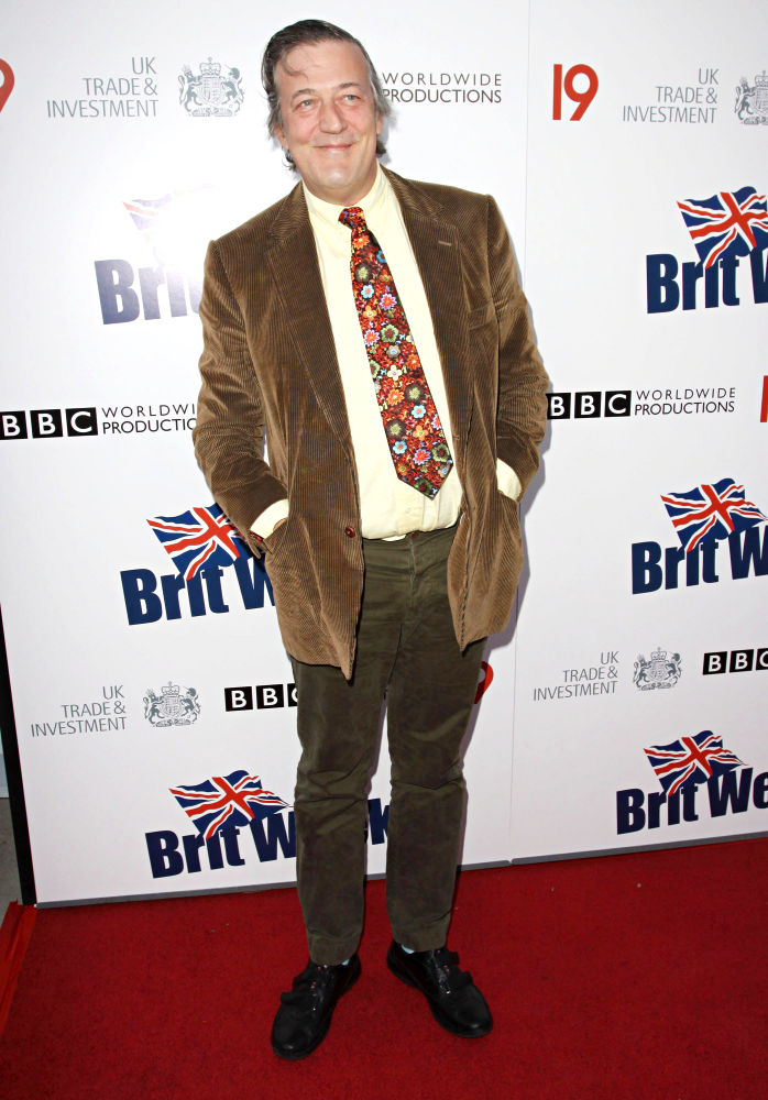 Stephen Fry Moves to Rented Apartment After Splitting From Longtime Lover