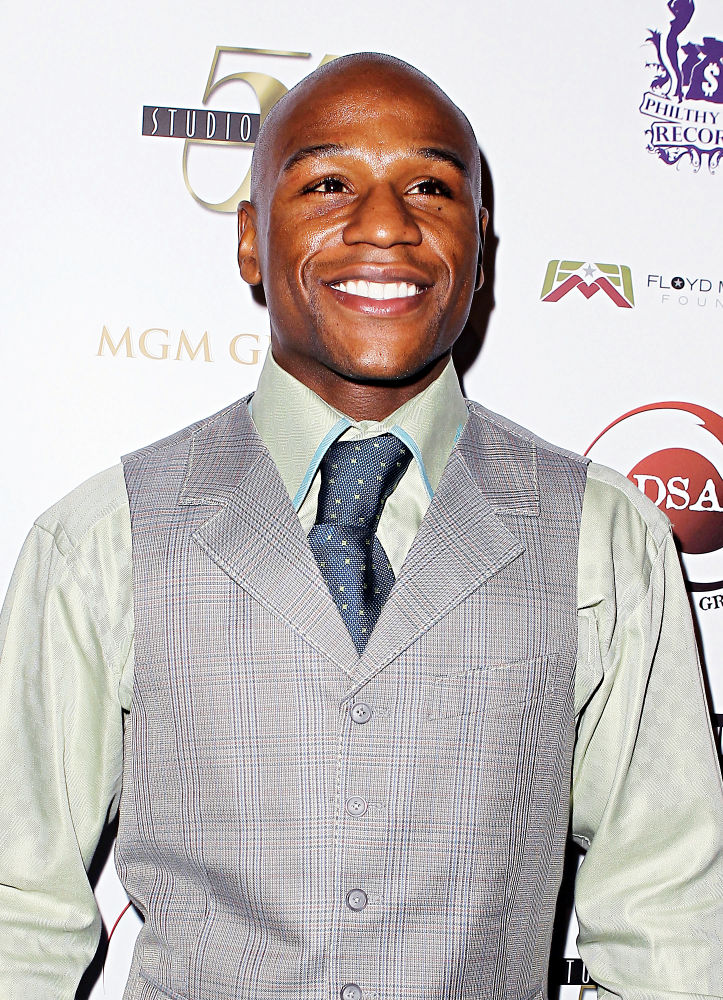 Floyd Mayweather, Jr. Accused of Assault With Deadly Weapon