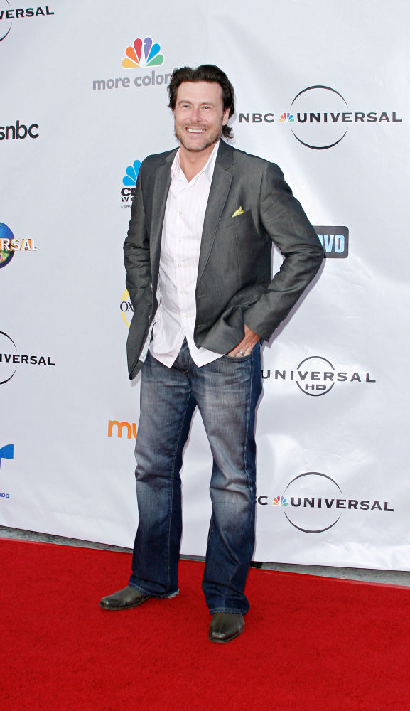 Dean McDermott Is Back Home After Being Hospitalized