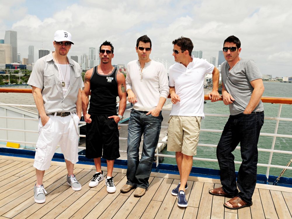 New Kids On The Block Thrill Fans With Backstreet Boys Duet