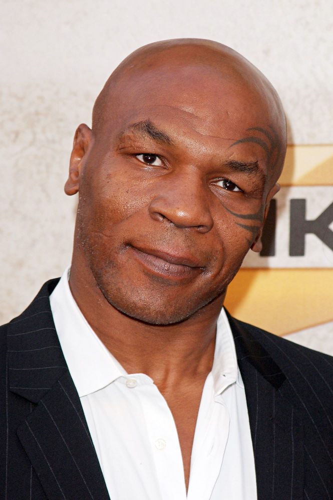 Mike Tyson Goes on Pilgrimage to Mecca