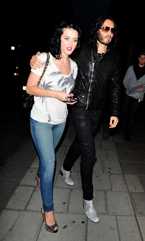 Russell Brand Knew He'd Marry Katy Perry After She Scrubbed Floor