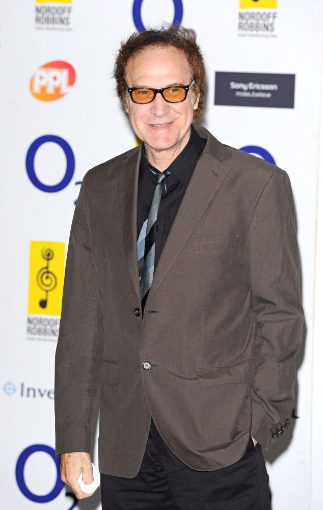 Ray Davies Wants Firing Squad Made Up of  Members of 9/11 Victims' Families