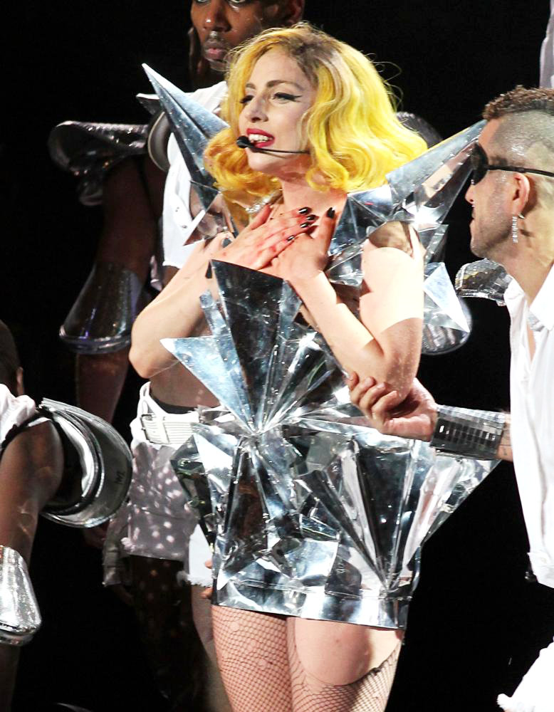 Lady GaGa Thrilled With Glee Tribute