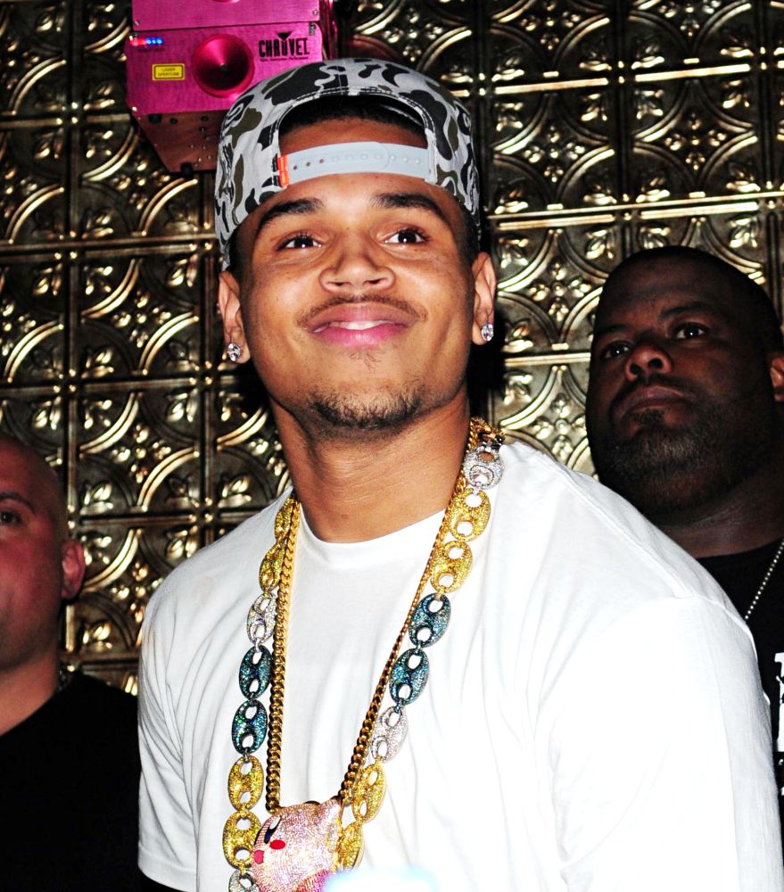 Chris Brown's Mom Apologizes for Michael Jackson Comment