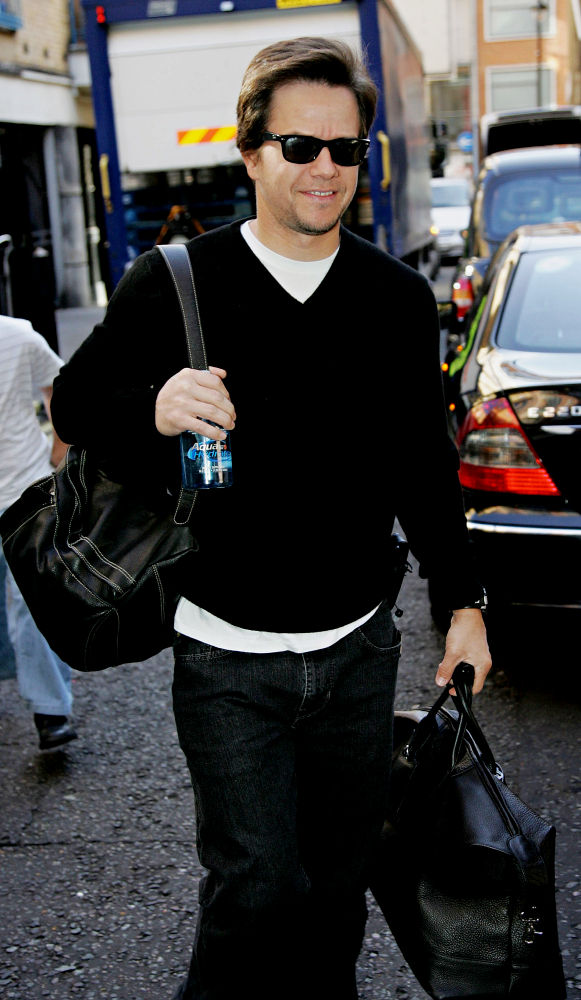 Mark Wahlberg Back in Gym to Get Hold Onto Wife