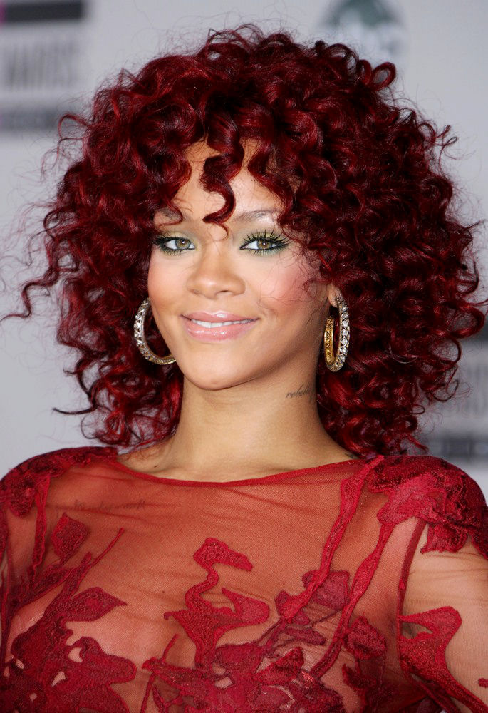 Rihanna Axes 'Loud' Tour Due to Poor Ticket Sales
