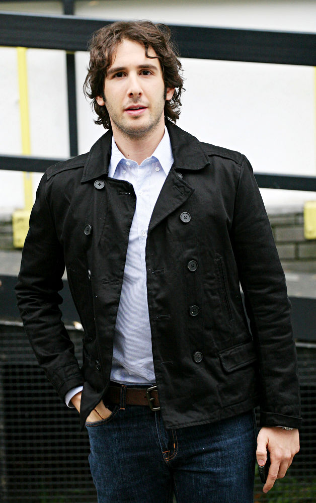 Josh Groban Flooded With Fan Mail From Mums