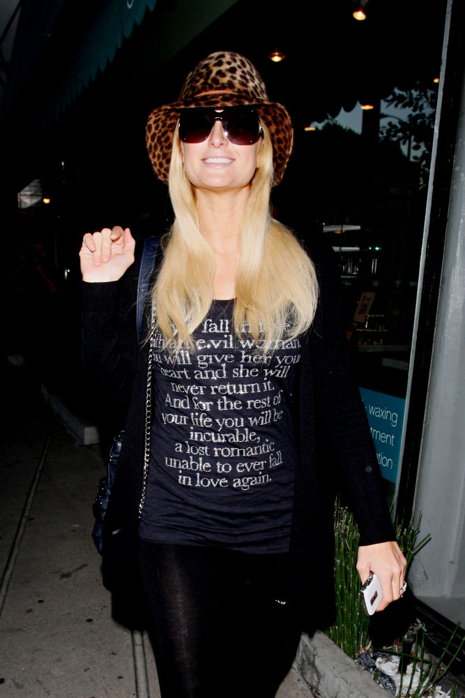 Paris Hilton Files Counter-Suit Against Hair Extension Company