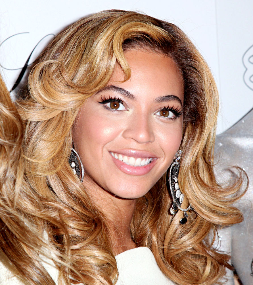 Beyonce Knowles Reportedly Tapped for Glastonbury