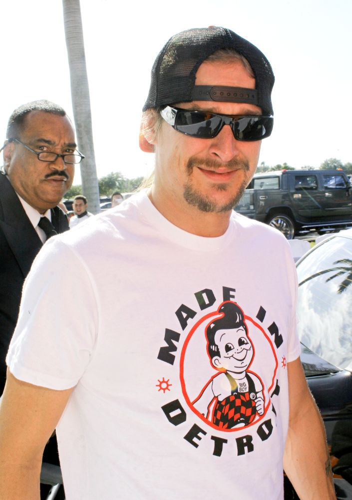 Video: Kid Rock Celebrates Birthday in Star-Studded Concert