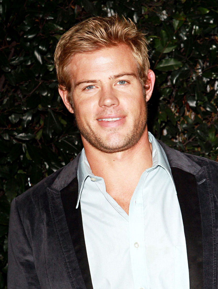 Джон донован актер. Trevor Donovan. Тревор Донован улыбка. Донован Джошуа актер. Симпатичный Донован.