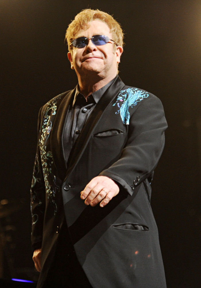 Elton John Apologizes for Foul-Mouthed Comment on Radio
