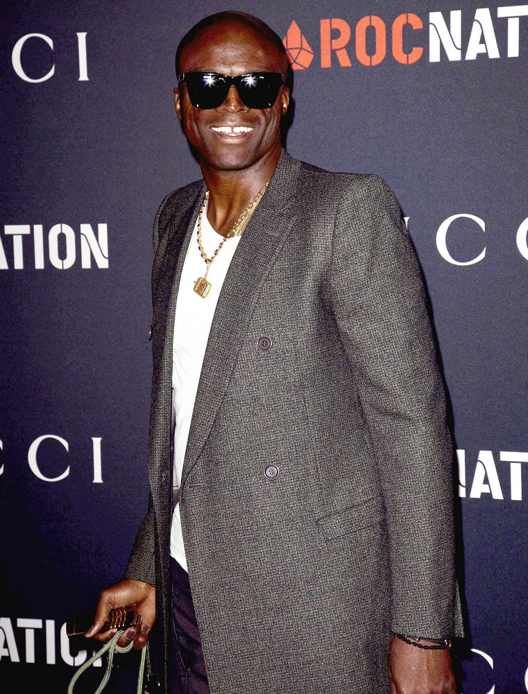 Seal Fires Back at Twitter User Who Calls Him 'Ugly'