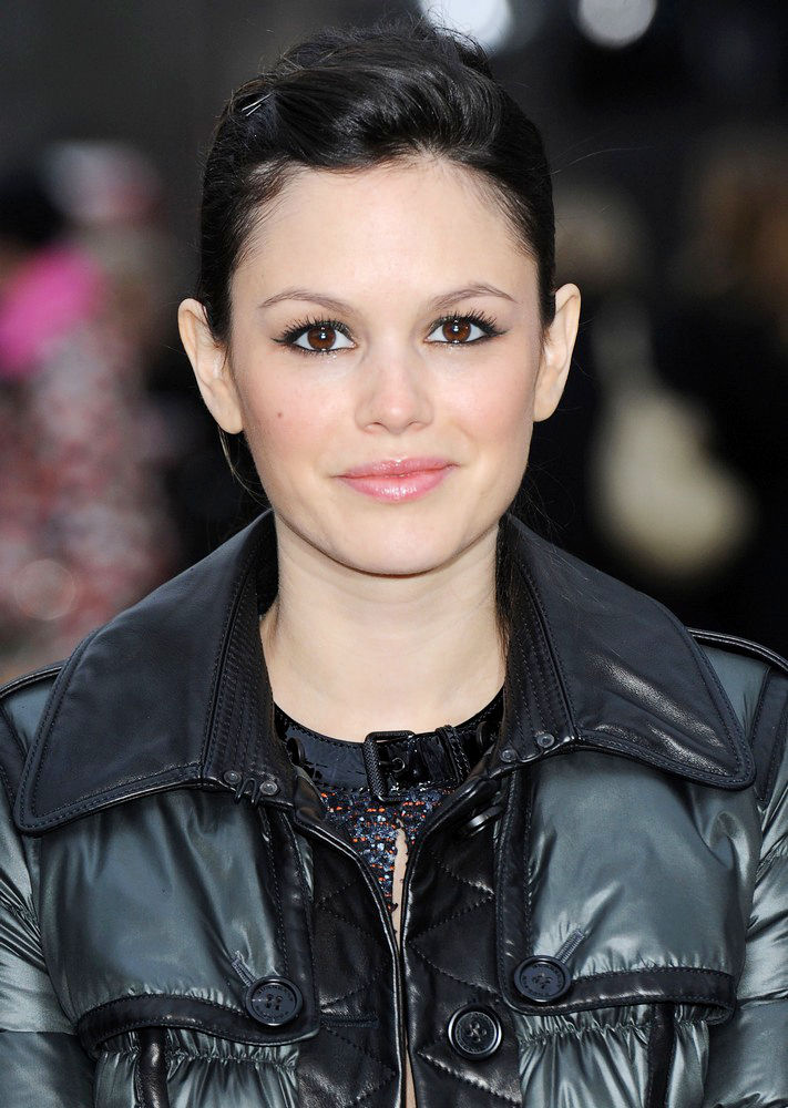 Rachel Bilson Comes With New Dinnerware Business