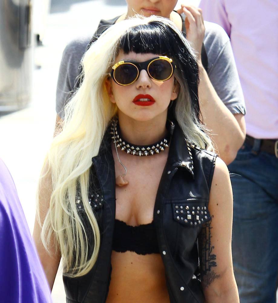 Lady GaGa Would Love to Guest Star on 'Glee'